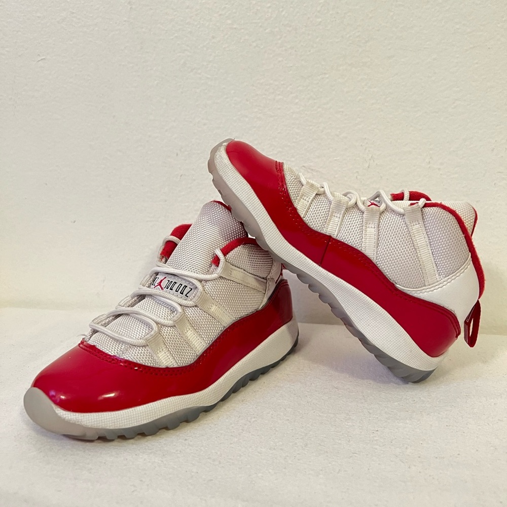 Nike Air Jordan Retro 11 Cherry Toddler Sz 10c Sneakers (378040-116)